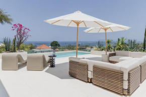 Uluwatu luxury sea view 5BR villa & infinity pool
